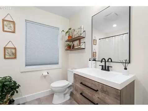 9219 NE 76th Street Vancouver WA 98662