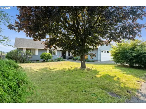 993 9th Street Tillamook OR 97141