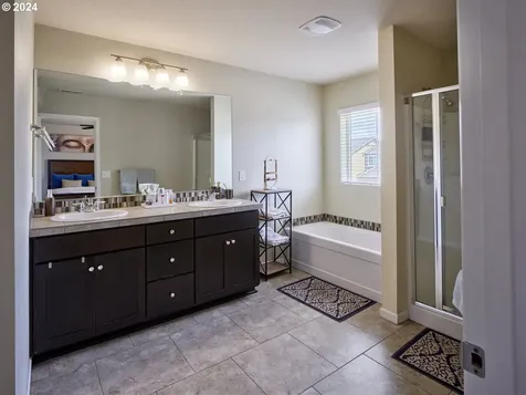 241 N 34th Court Ridgefield WA 98642