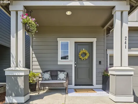 241 N 34th Court Ridgefield WA 98642