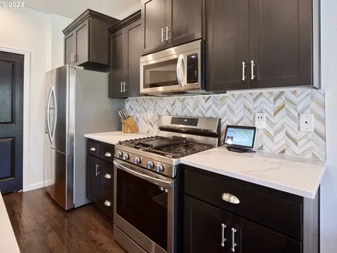 241 N 34th Court Ridgefield WA 98642