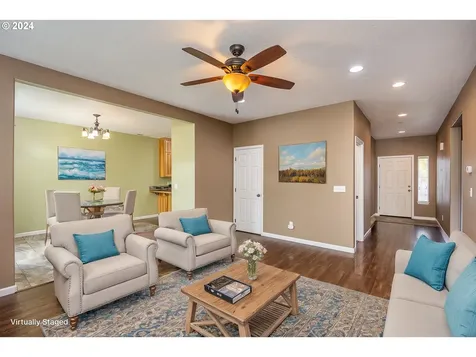1455 S 58th Street Springfield OR 97478
