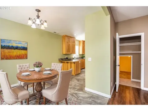 1455 S 58th Street Springfield OR 97478