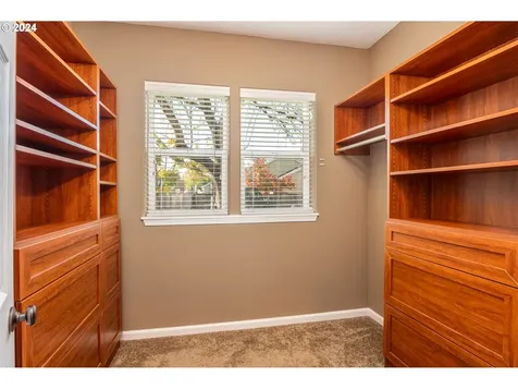 1455 S 58th Street Springfield OR 97478