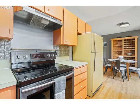 308 Se 13th Street Troutdale OR 97060