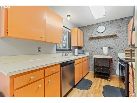 308 Se 13th Street Troutdale OR 97060