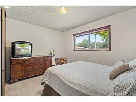 308 Se 13th Street Troutdale OR 97060