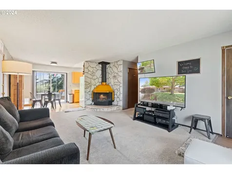 308 Se 13th Street Troutdale OR 97060