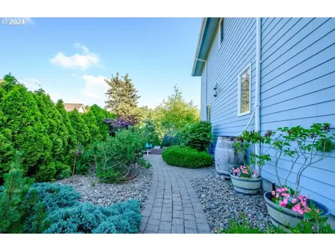 260 Ne 71st Place Newport OR 97365