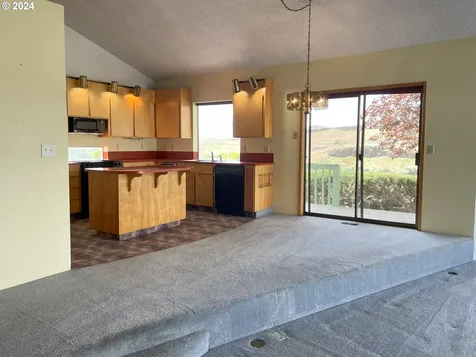 33890 River View Drive Hermiston OR 97838