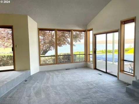 33890 River View Drive Hermiston OR 97838