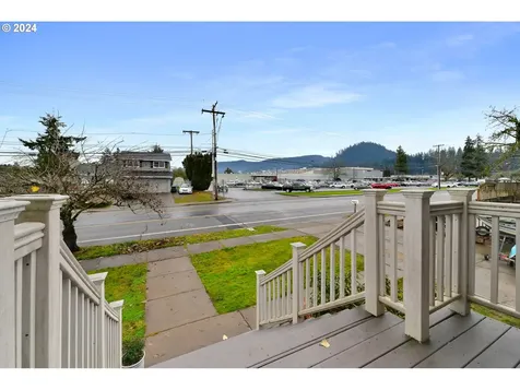 592 58th Street Springfield OR 97478