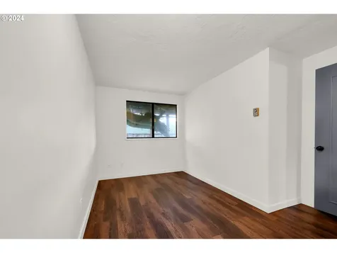 592 58th Street Springfield OR 97478