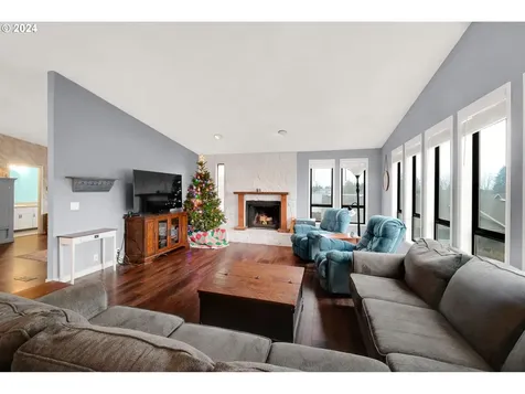 592 58th Street Springfield OR 97478