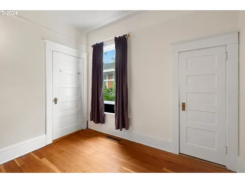 1525 Ne 77th Avenue Portland OR 97213