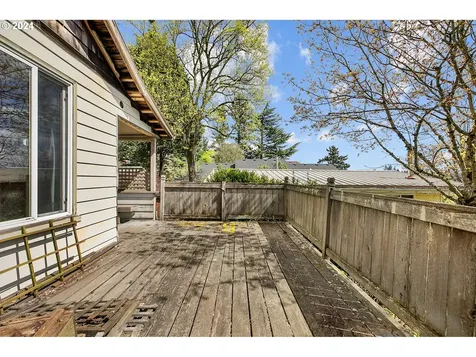 1813 Sw Moss Street Portland OR 97219