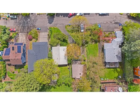 1813 Sw Moss Street Portland OR 97219