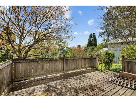 1813 Sw Moss Street Portland OR 97219