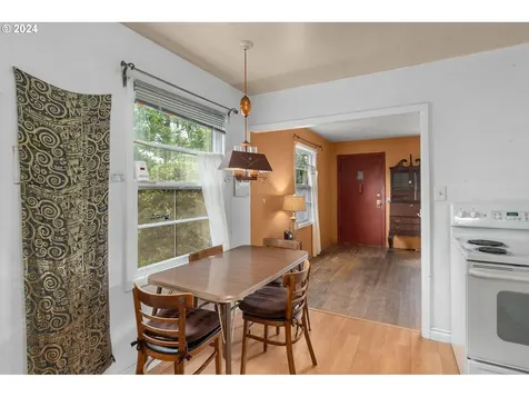 11641 Ne Siskiyou Street Portland OR 97220