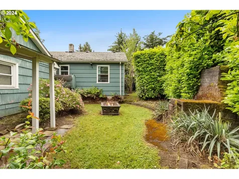 11641 Ne Siskiyou Street Portland OR 97220