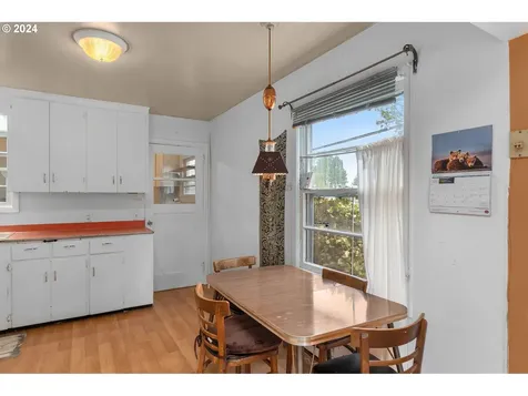 11641 Ne Siskiyou Street Portland OR 97220