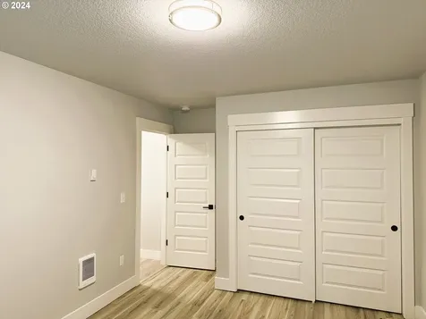 106 Oak Street Winlock WA 98596
