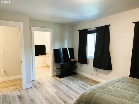 106 Oak Street Winlock WA 98596
