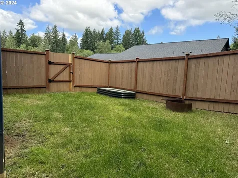 106 Oak Street Winlock WA 98596