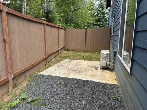 106 Oak Street Winlock WA 98596