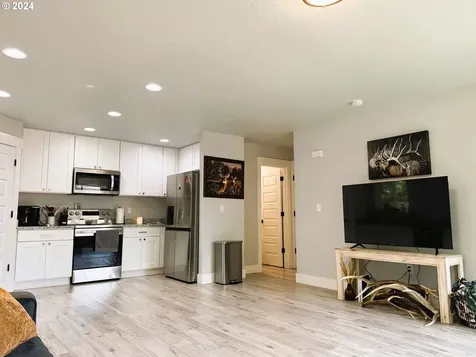 106 Oak Street Winlock WA 98596