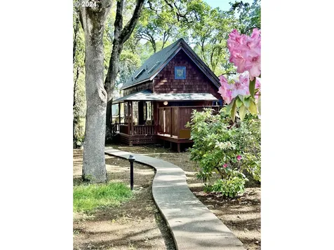235 Spyglass Drive Eugene OR 97401
