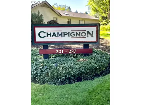 235 Spyglass Drive Eugene OR 97401