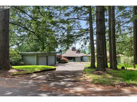 11556 Se Hilltop Court Happy Valley OR 97086