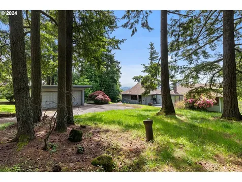 11556 Se Hilltop Court Happy Valley OR 97086