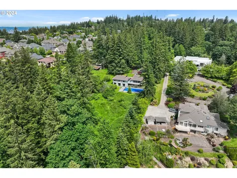 11556 Se Hilltop Court Happy Valley OR 97086