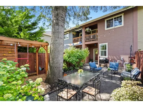9737 N Jersey Street Portland OR 97203