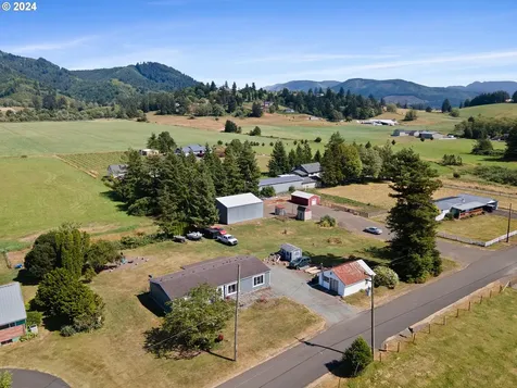395 Hodgdon Road Tillamook OR 97141