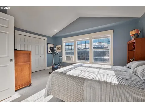 2608 5th Avenue West Linn OR 97068