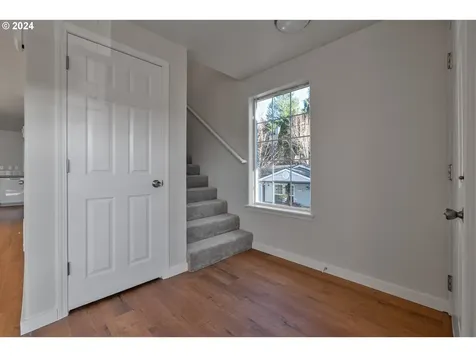 2608 5th Avenue West Linn OR 97068