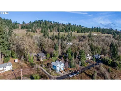 2608 5th Avenue West Linn OR 97068