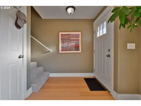 2608 5th Avenue West Linn OR 97068