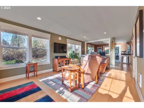 2608 5th Avenue West Linn OR 97068