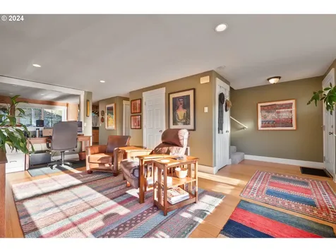 2608 5th Avenue West Linn OR 97068