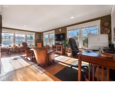 2608 5th Avenue West Linn OR 97068