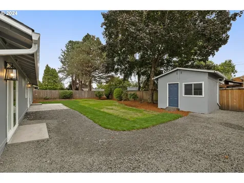 1988 NE Thomas Street Hillsboro OR 97124