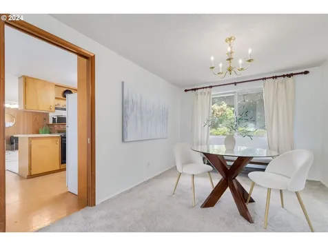 3383 Marvin Drive Eugene OR 97404