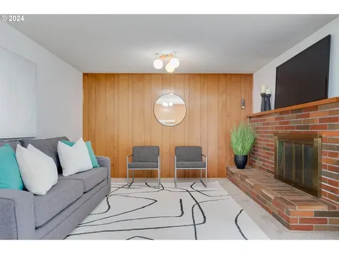 3383 Marvin Drive Eugene OR 97404