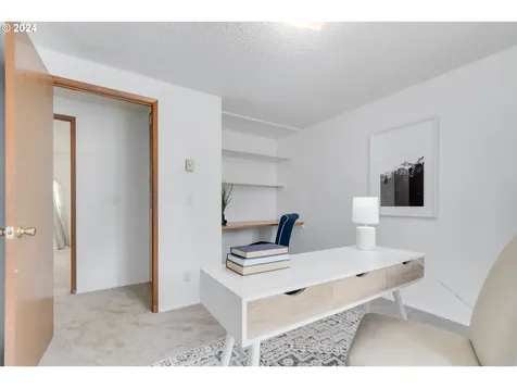 3383 Marvin Drive Eugene OR 97404