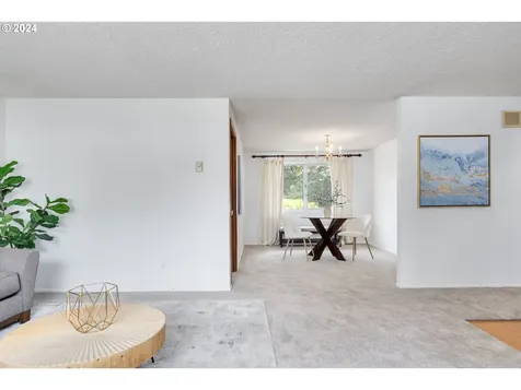3383 Marvin Drive Eugene OR 97404
