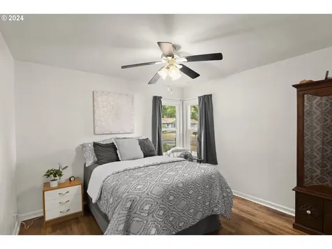 4008 SE 113th Avenue Portland OR 97266